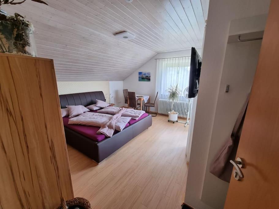 פפולנדורף Ferienwohnung Seeblick מראה חיצוני תמונה